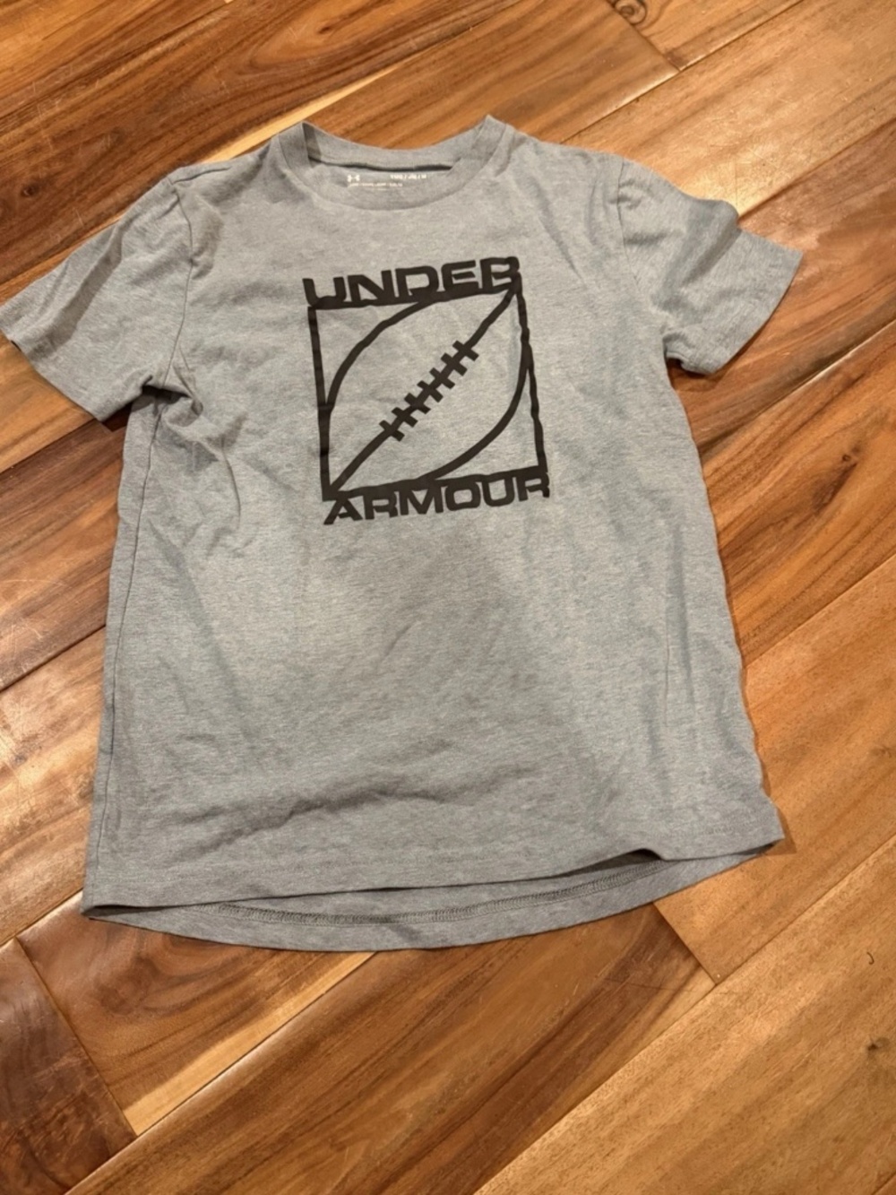 Boys Gray Under Armour Logo Short Sleeve Athletic Shirt Youth Medium